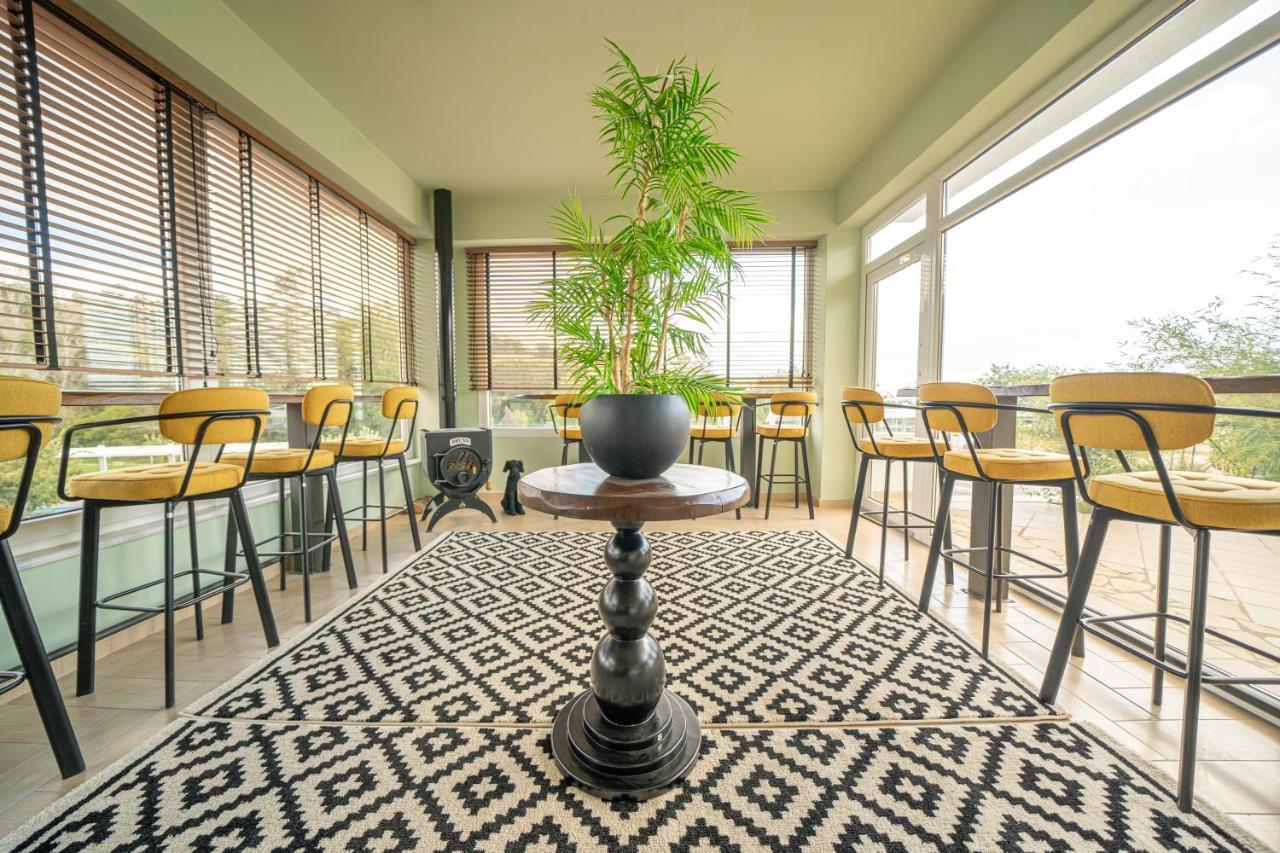 Tselikas Hotel Kozani Buitenkant foto